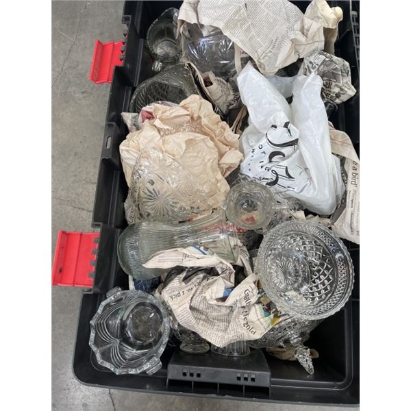 LARGE TOTE OF ESTATE & ANTIQUE CRYSTAL AND ETCHED GLASSWARE
