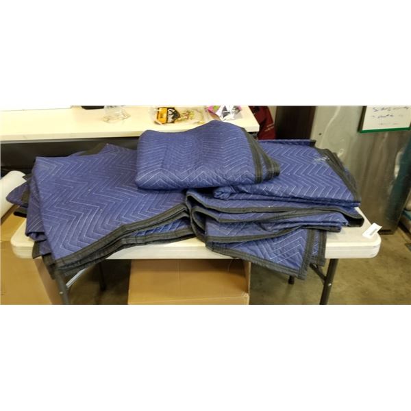 5 MOVING BLANKETS