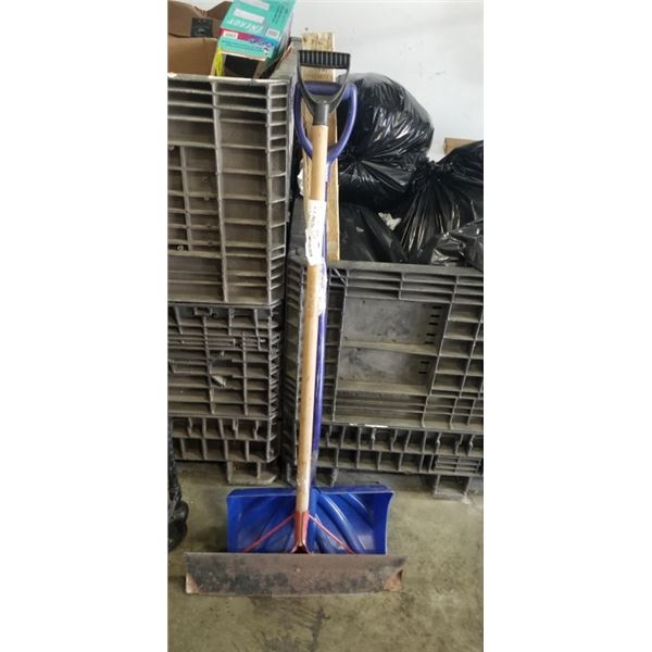 2 SNOW SHOVELS