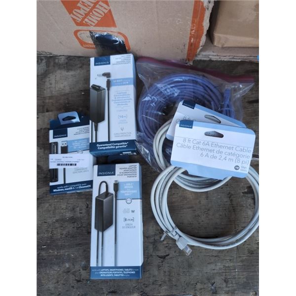 INSIGNIA UNIVERSAL CHARGER, ETHERNET CABLE AND ACCESSORIES