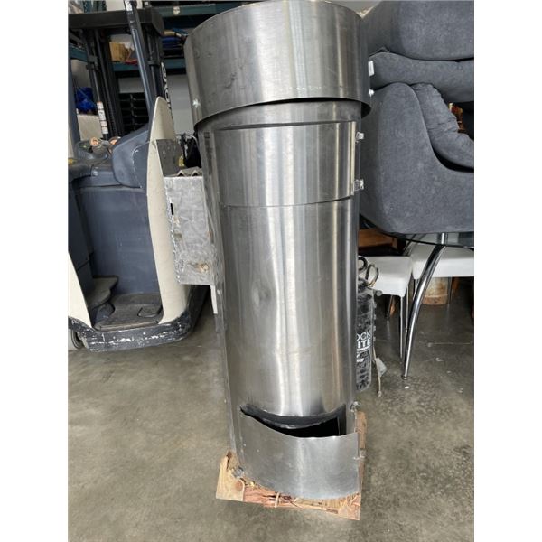STAINLESS COMMERCIAL CAR VACUUM