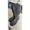 Image 2 : SIZE 13 STEEL TOE  RUBBER BOOTS