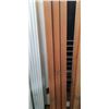 Image 1 : 3 BUNDLES OF DOUGLAS FUR WOOD - 2-1/2" x 3/4", LENGTHS VARYING