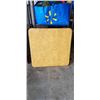 Image 2 : 2 VINTAGE FOLDING CARD TABLES