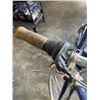 Image 2 : BLUE NORCO BIKE