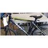 Image 3 : BLACK GT BIKE