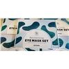 Image 2 : 5 NEW BLOOMORA REVITALIZING EYE MASK SETS. 30 PAIRS PER SET