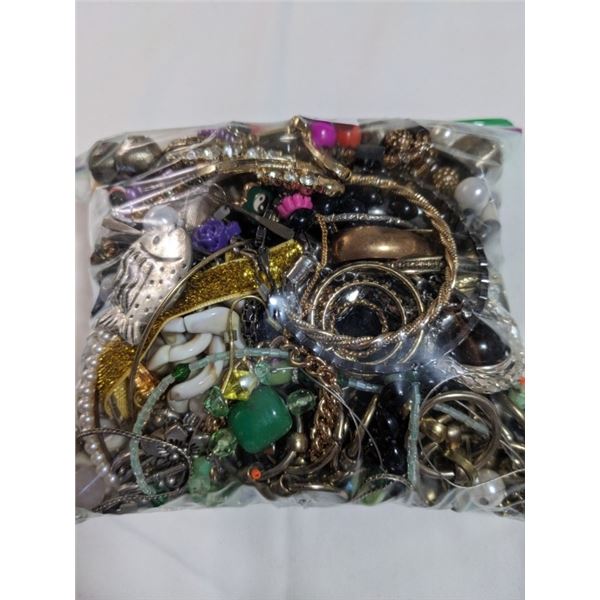 2 BAGS OF JEWELRY PIECES AND PARTS