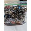 Image 3 : 2 BAGS OF JEWELRY PIECES AND PARTS