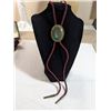 Image 1 : VINTAGE GREEN STONE BOLO TIE
