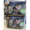 Image 1 : 2  ZOMBIE GROUND BREAKING FIGURES