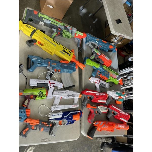 LARGE LOT OF NERF GUNS