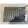 Image 2 : BOSS BX-800 8 CHANNEL STEREO MIXER