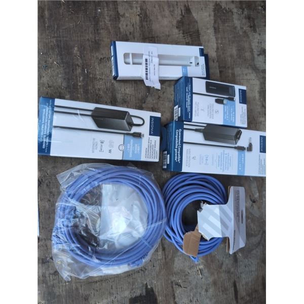 INSIGNIA UNIVERSAL CHARGER, ETHERNET CABLE AND ACCESSORIES