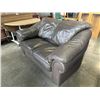 Image 3 : BROWN LEATHER LOVESEAT, NO RIPS OR TEARS