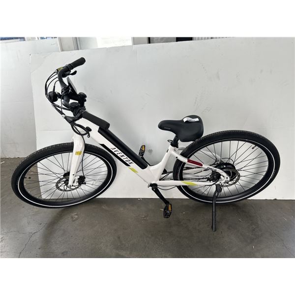 AVENTON PACE 35O ELECTRIC BIKE, STORE RETURN, NO CHARGER