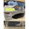 Image 2 : MIELE GUARD L1 CAT & DOG PLUS CANNISTER VACUUM - TESTED WORKING, RETAIL $899