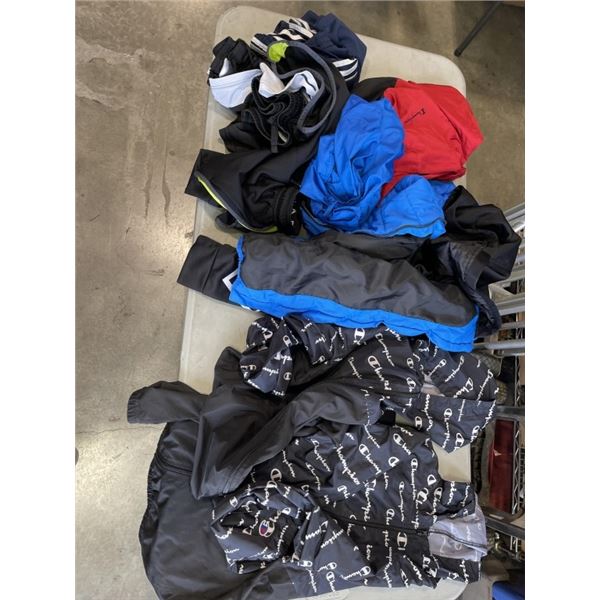 NEW MEDIUM/LARGE YOUTH CLOTHING