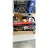 Image 2 : 5 DYSON CORDLESS VACUUM CLEANERS. FOR PARTS