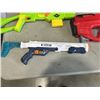 Image 3 : X SHOT AND 2 NERF STYLE GUNS