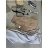Image 6 : BAG OF LADIES PURSES AND STRAPS
