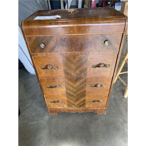 VINTAGE  EARLY 1940'S 4 DRAWER DRESSER. 28" WIDE, 42" HIGH, 17.5" DEEP