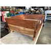 Image 5 : SOLID ACACIA WOOD DOGE BED WITH NEW SMALL ROUND PET BED