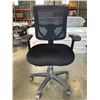 Image 2 : BLACK OFFICE CHAIR