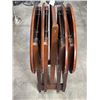 Image 1 : 4 BOMBAY TV TRAYS W/ STAND