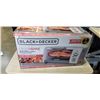 Image 2 : BLACK AND DECKER 4-SLICE AIR FRY TOASTER OVEN - TESTED WORKING, RETAIL $179