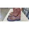Image 2 : 2 PAIRS VINTAGE REDWING LEATHER BOOTS. SIZE 11.5 AND 10.5