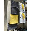 Image 1 : LOT OF THROW PILLOWS W/ MATCHING CANVAS ART