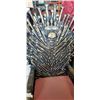 Image 3 : LARGE SKULL THRONE