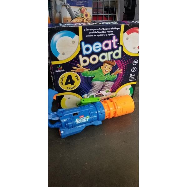 AS NEW BEAT BOARD AND BUNCH O BUBBLES GUN