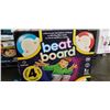 Image 3 : AS NEW BEAT BOARD AND BUNCH O BUBBLES GUN