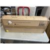 Image 1 : VIVO WHITE MEDIUM ELECTRIC SINGLE MOTOR CORNER DESK FRAME