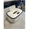 Image 3 : LOUIS TELLIER MANDOLINE AND AVEC MAMAN WIPE WARMER