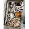 Image 2 : ANTIQUE TRUNK WITH ASSORTED FIGURINES, ANIMAL FIGURES, DECOR, COOKIE JAR, LOTS OF COLLECTIBLE CHINA 