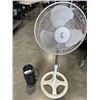 Image 1 : FLOOR FAN AND DREO HEATER