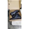 Image 1 : AS NEW MENS BLACK BOOTS. SIZE 13