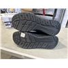 Image 3 : SKECHERS SWIFT FIT BLACK MENS SHOES. SIZE 10 US MENS