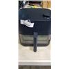Image 3 : CHEFMAN 8 QUART CRISINATOR AIR FRYER AND CUISINART ELECTRIC KETTLE
