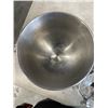 Image 3 : CUISINART 5.5 QUART STAND MIXER