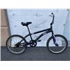 Image 1 : BLACK SIMS BIKE