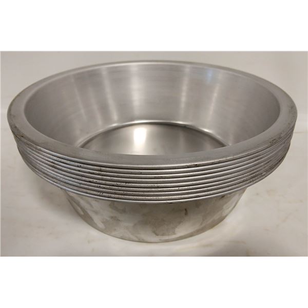 9 NEW CROWN COOKWARE 9" ALUMINUM PUDDING PANS