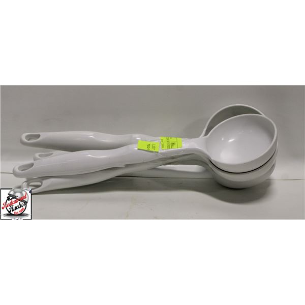 5 NEW VOLLRATH 4 OZ. PORTIONED SCOOPS