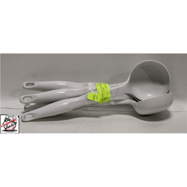 4 NEW VOLLRATH 4 OZ. PORTIONED SCOOPS