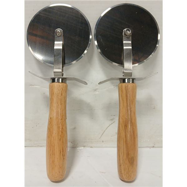 TWO NEW 4" COMMERCIAL PIZZA CUTTERS - JR7400