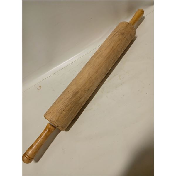 JOHNSON ROSE 17.5" X 3" WOODEN ROLLING PIN