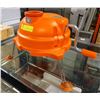 Image 1 : DYNAMIC DYNACUBE VEGETABLE SLICER W/ PRESS